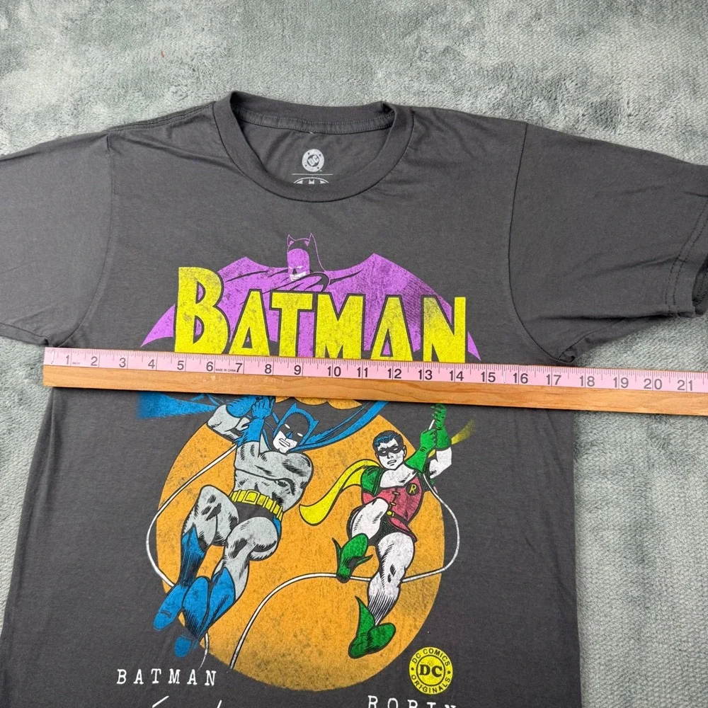 Batman and Robin DC Comics Originals Graphic T-Shirt Mens Small Gray Riddler - Picture 4 of 6